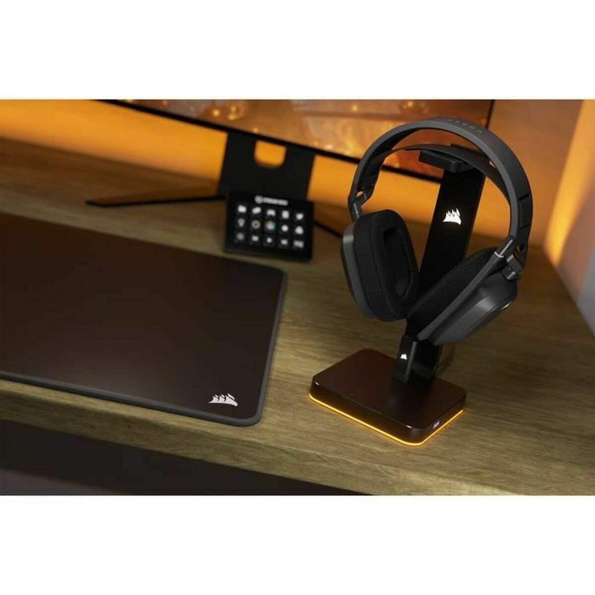 Gaming Headset with Microphone Corsair HS80 MAX - GearHaus