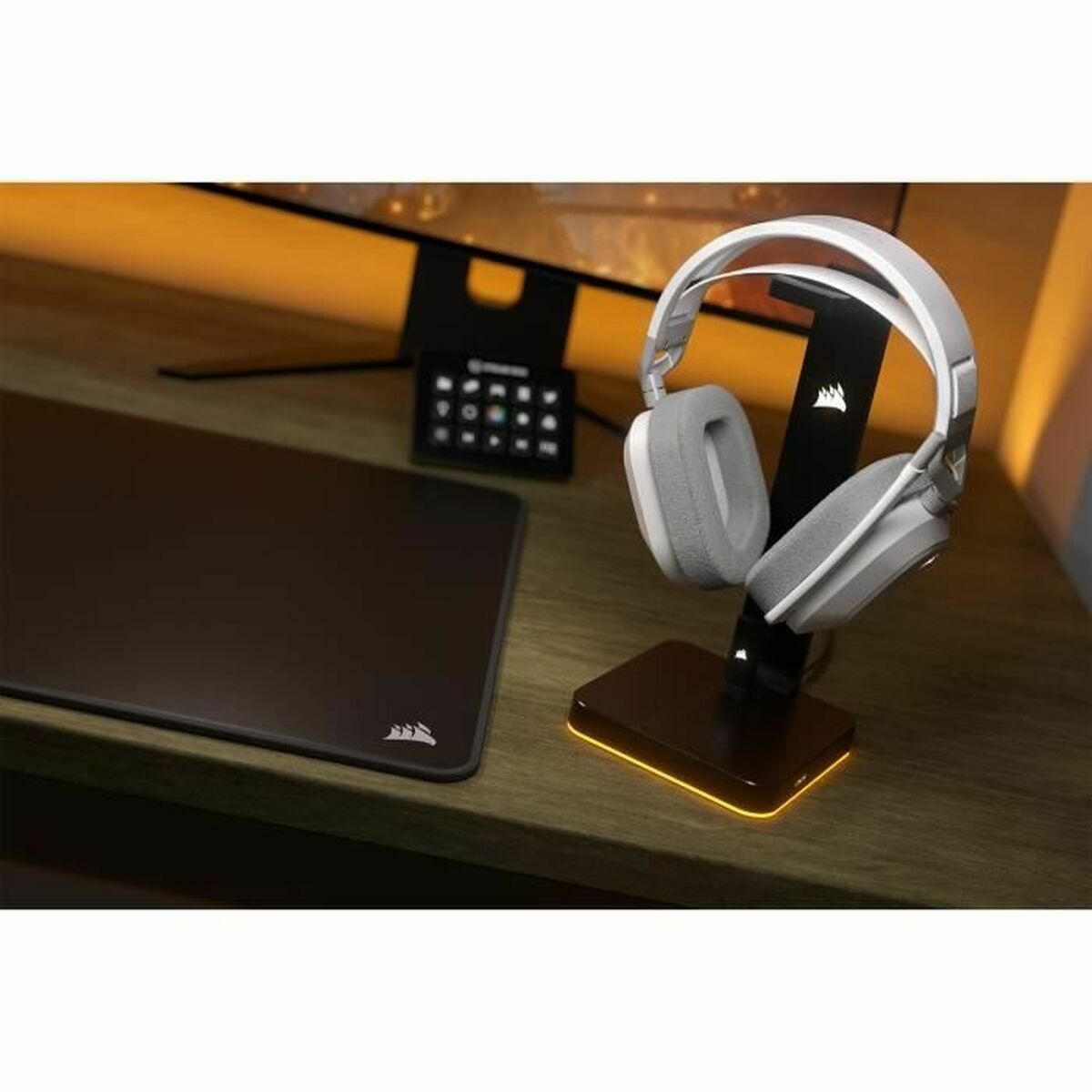Gaming Headset with Microphone Corsair HS80 MAX - GearHaus